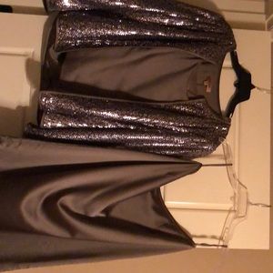 Kasper ladies 3 piece suit.